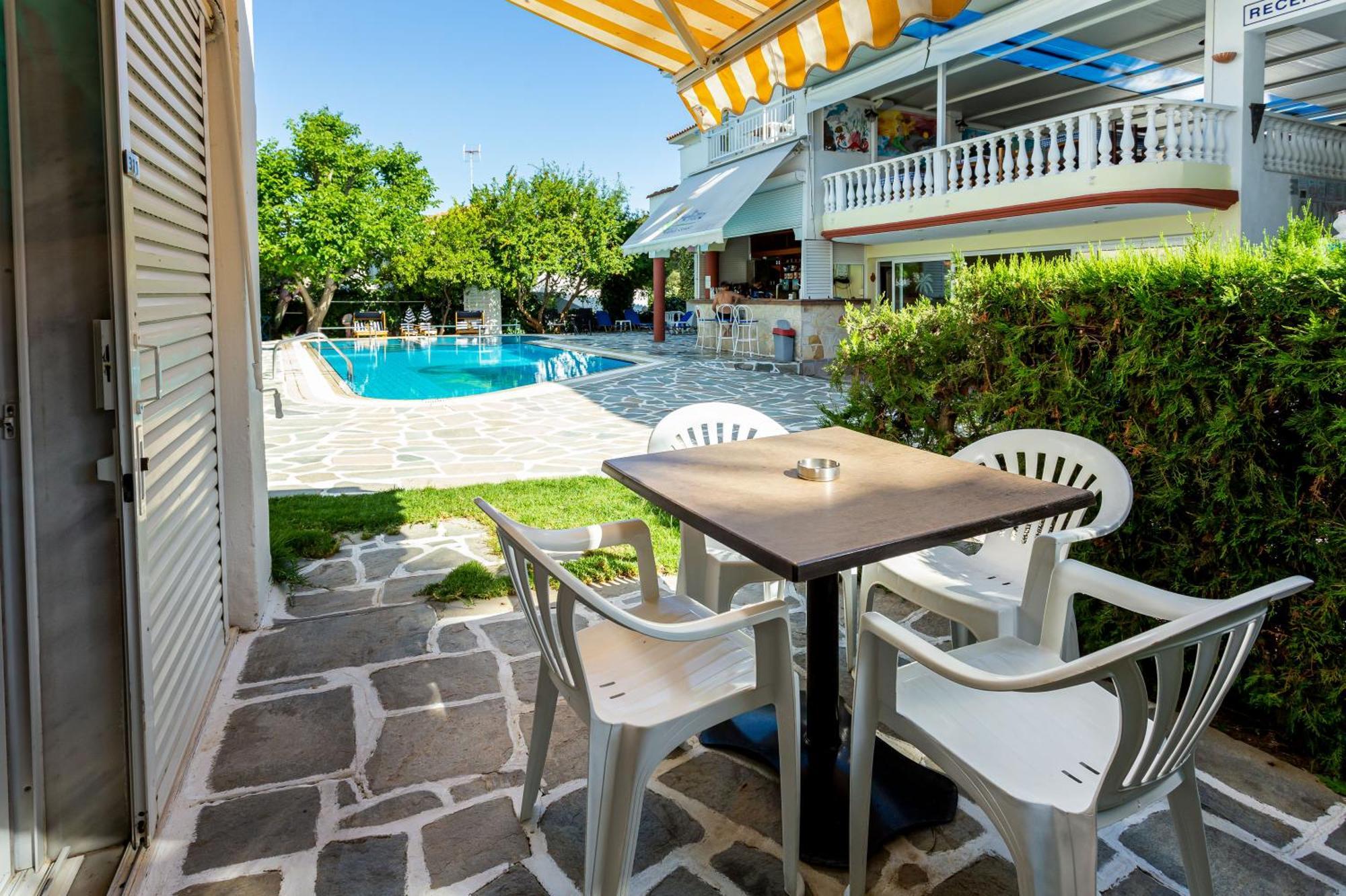 Melissa Gold Coast Hotel Псахудиа Екстериор снимка
